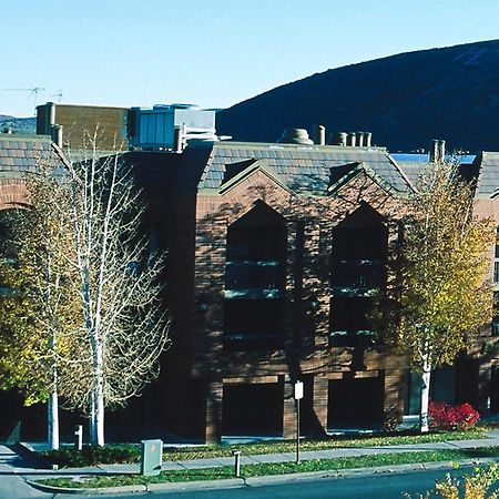 Raintree'S Park Plaza Παρκ Σίτι Εξωτερικό φωτογραφία